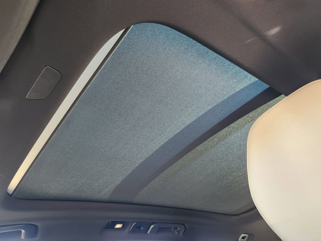 New 2026 Volvo XC60 B5 Plus w/ Climate Package image 14