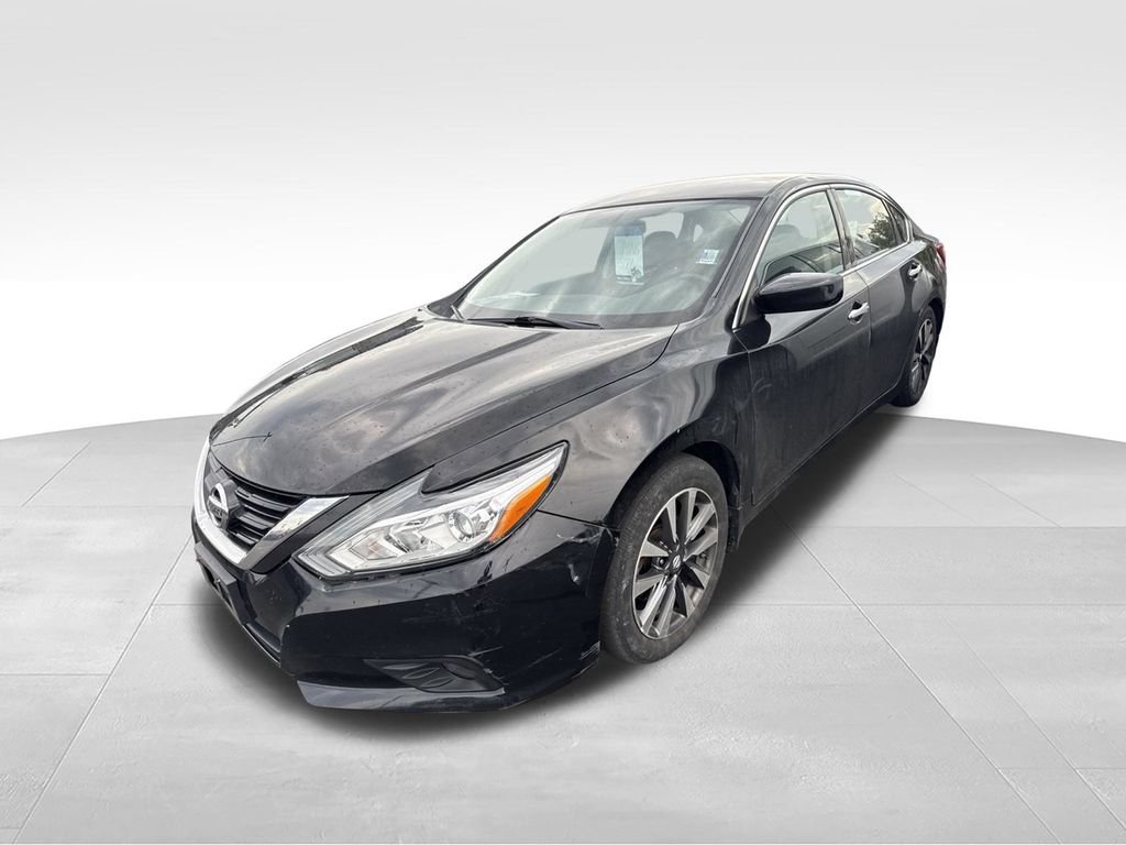 Used 2017 Nissan Altima 2.5 SV FWD image 3