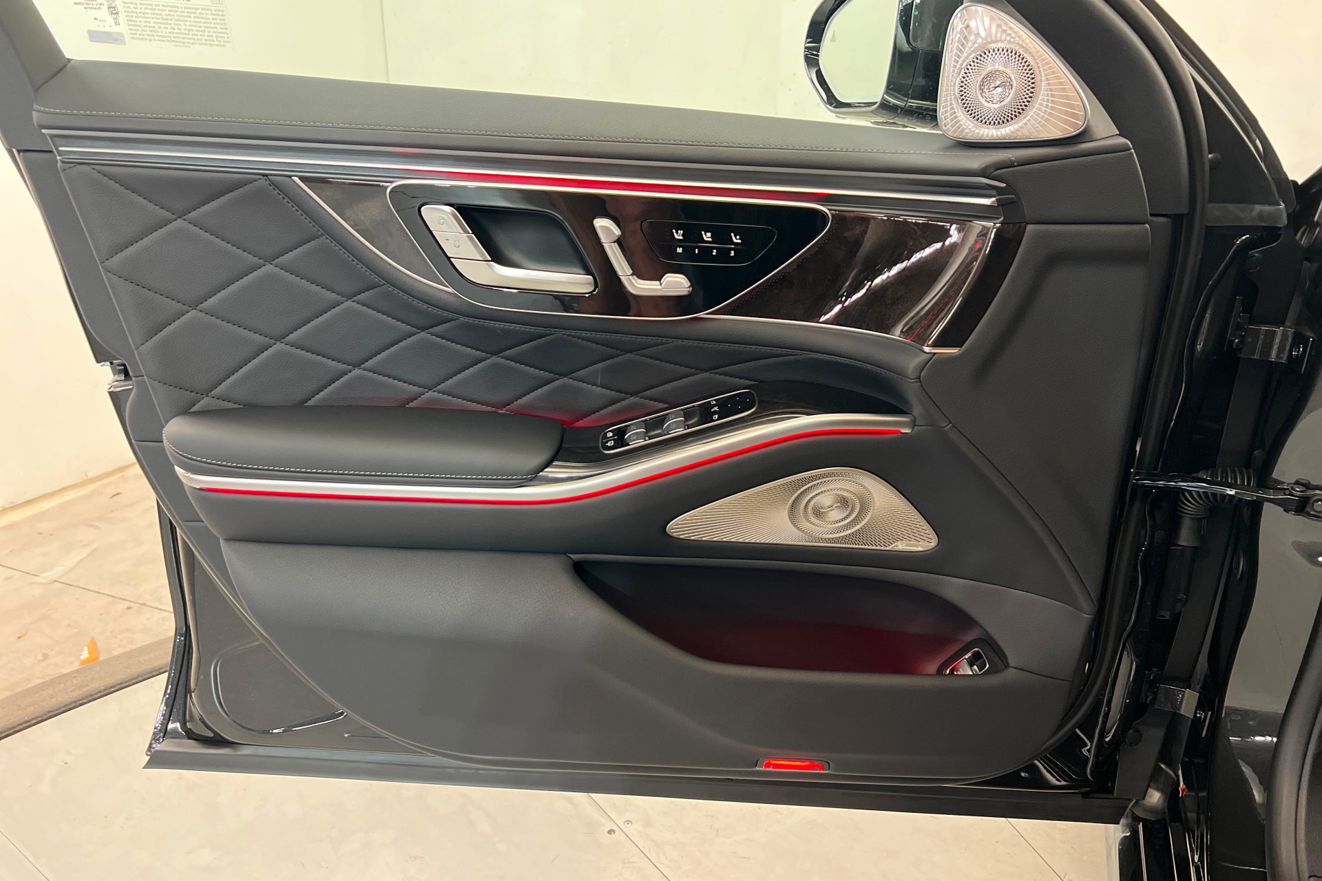 New 2027 Mercedes-Benz S 580 4MATIC Sedan image 14
