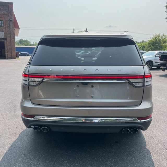 Used 2020 Lincoln Aviator Reserve w/ Equipment Group 201A AWD/4WD image 4