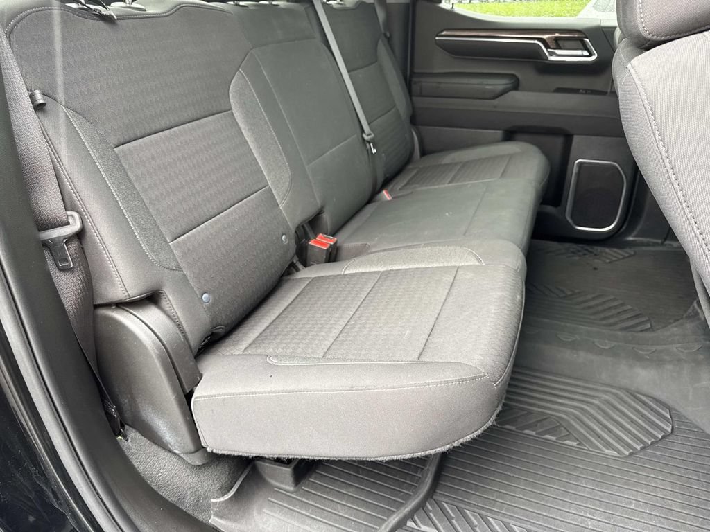 Used 2023 Chevrolet Silverado 1500 RST AWD/4WD image 23