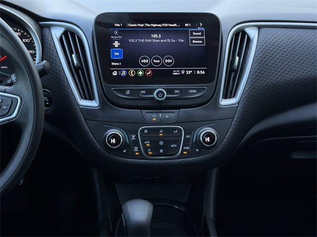 Used 2024 Chevrolet Malibu LT image 16