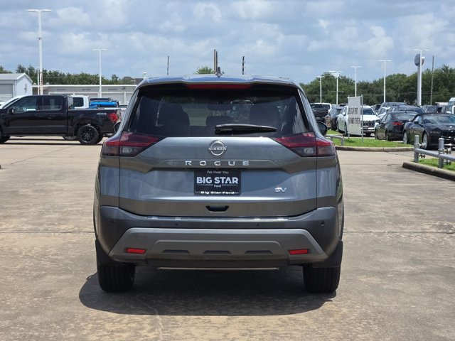 Used 2023 Nissan Rogue SV FWD image 4