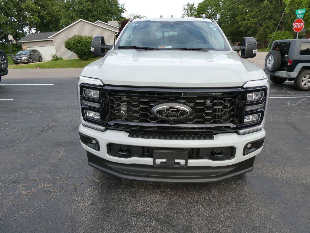 New 2026 Ford F250 Lariat w/ Black Appearance Package AWD/4WD image 10
