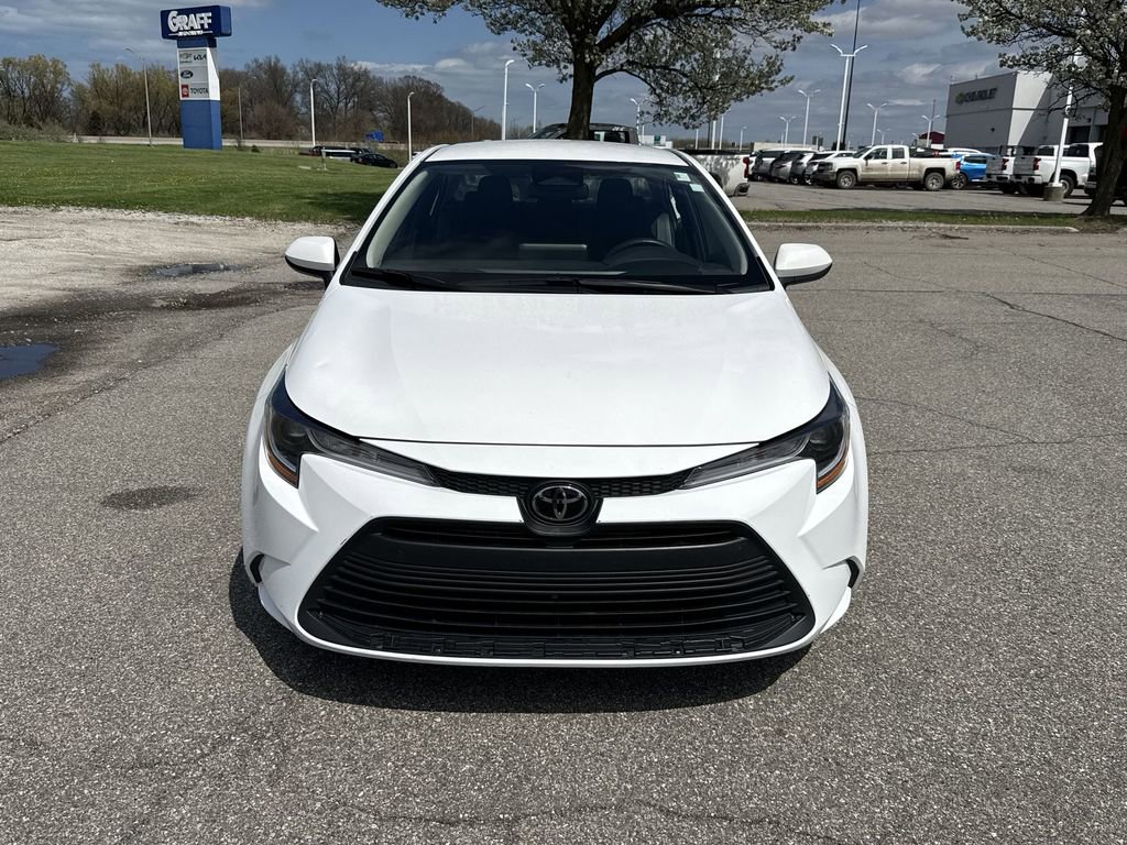 Used 2024 Toyota Corolla LE FWD image 3