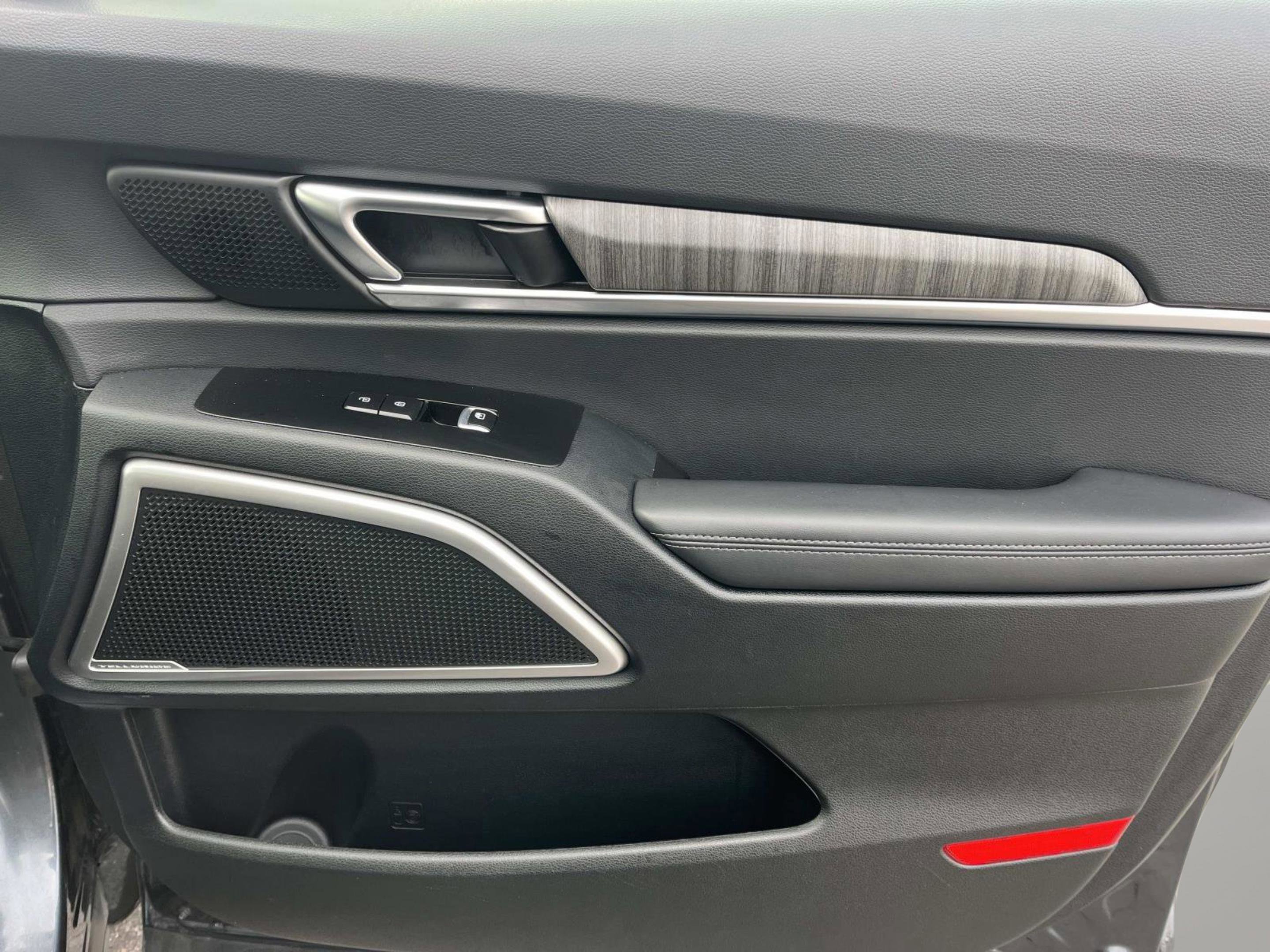 Used 2024 Kia Telluride EX image 28