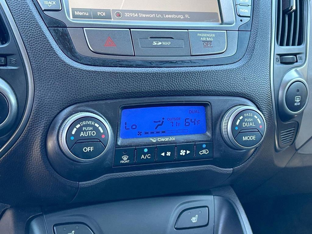 Used 2015 Hyundai Tucson Limited w/ Option Group 03 image 28