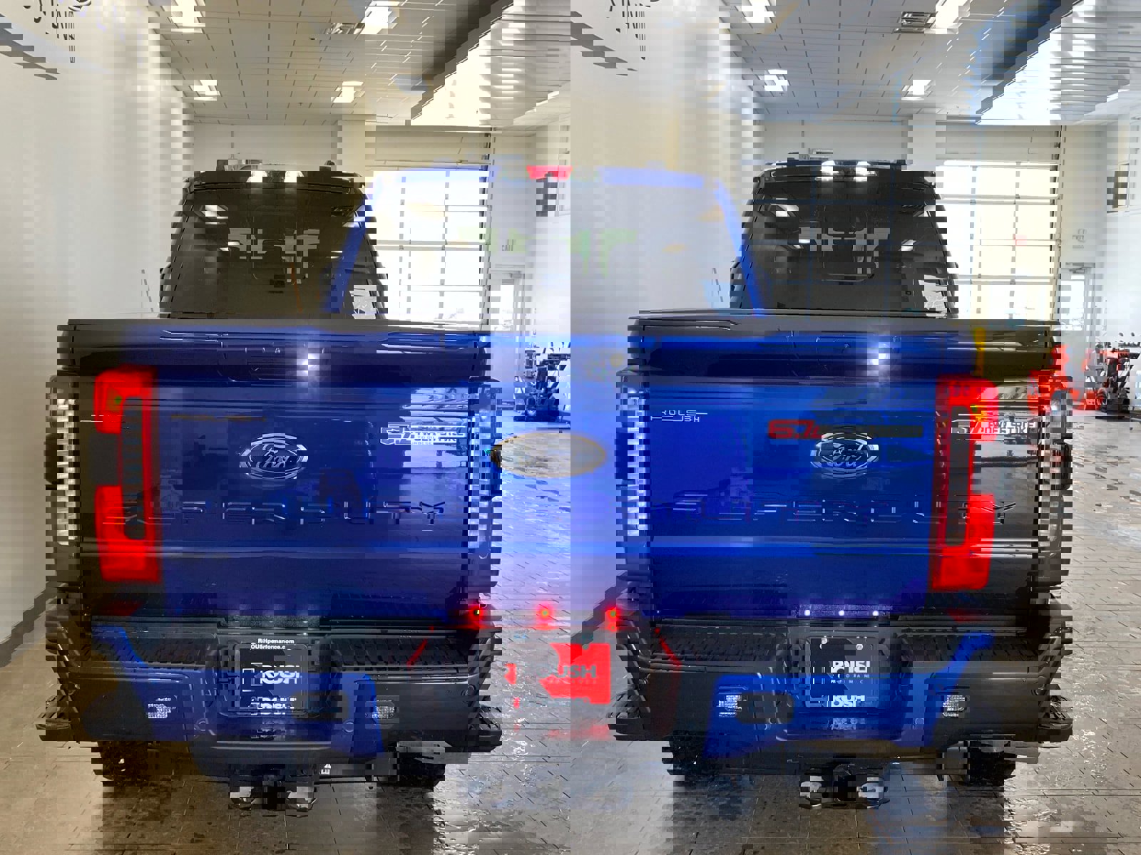 New 2026 Ford F250 Lariat w/ Black Appearance Package image 6