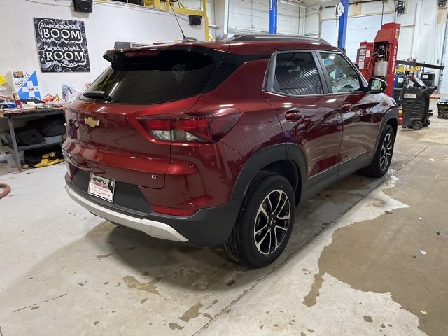 Used 2025 Chevrolet TrailBlazer LT image 4