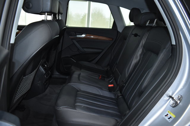 Used 2023 Audi Q5 2.0T Premium Plus w/ Premium Plus Package image 31