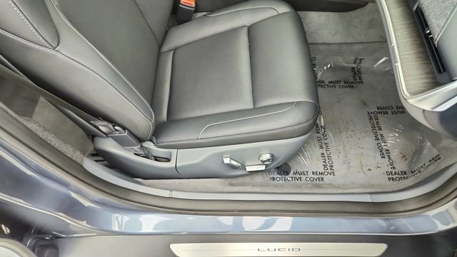 Used 2024 Lucid Air Pure RWD image 22