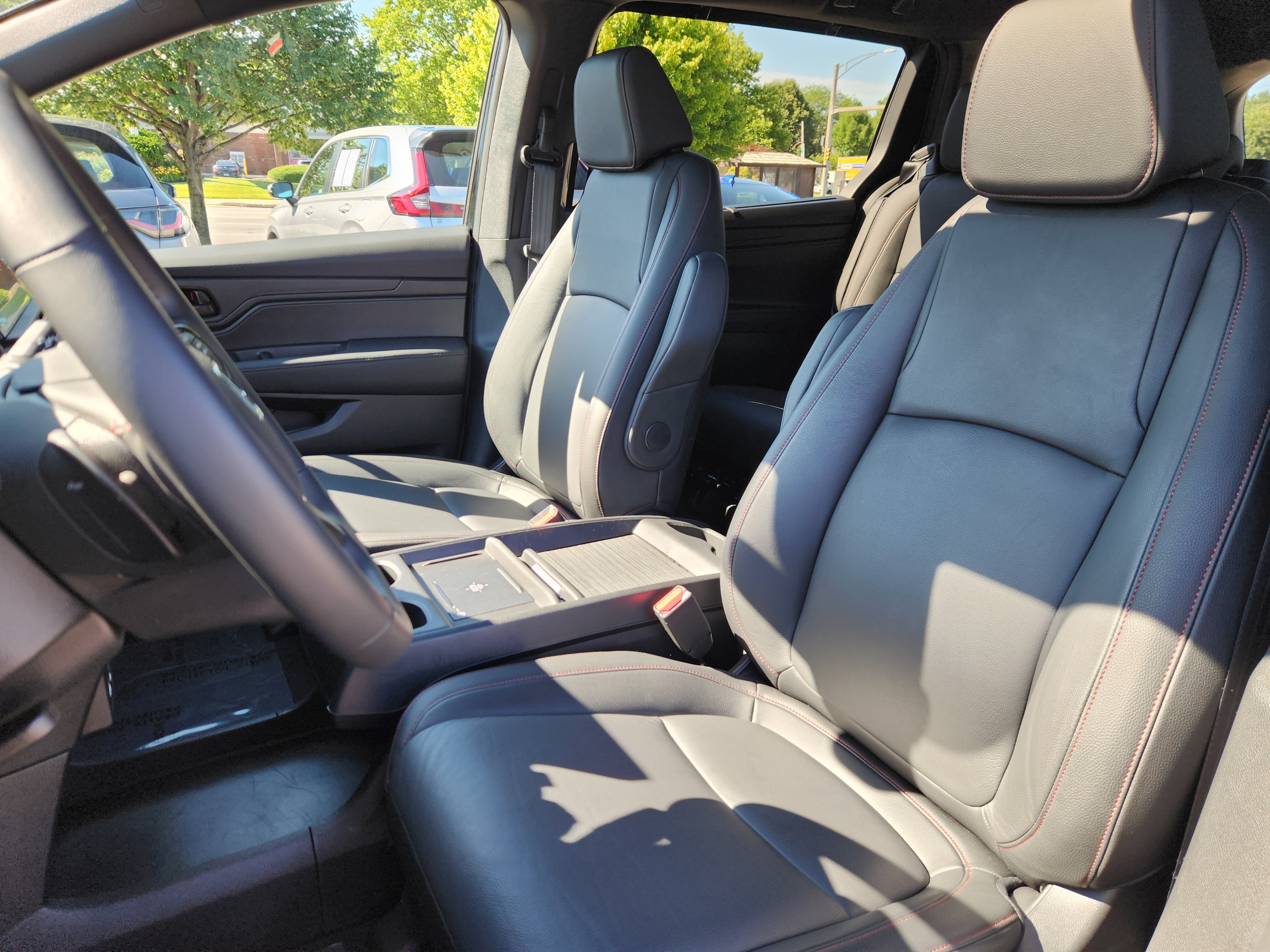 Certified 2025 Honda Odyssey Sport-L image 7