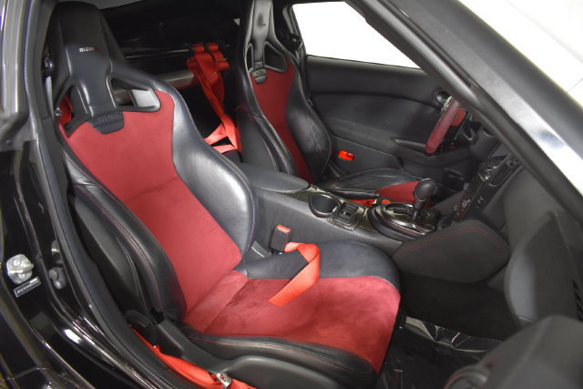 Used 2019 Nissan 370Z NISMO RWD image 35
