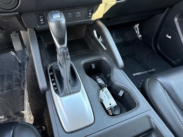 Used 2024 Nissan Frontier SL w/ Technology Package image 21