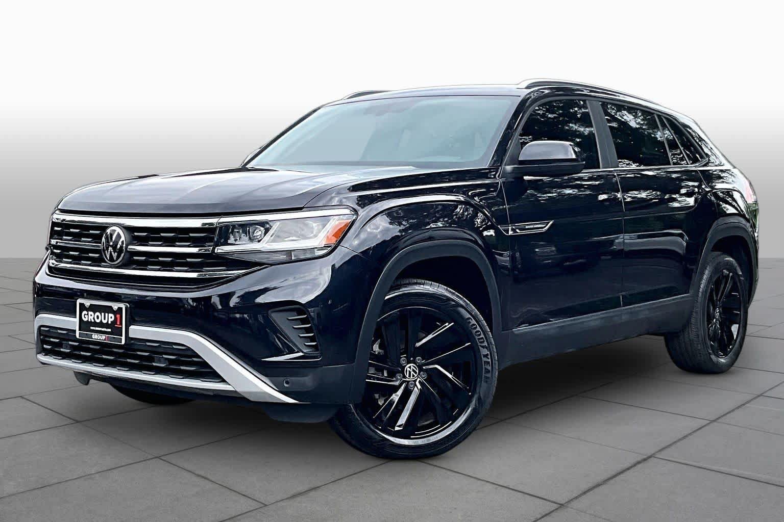 Used 2023 Volkswagen Atlas Cross Sport SE w/ Panoramic Sunroof Package