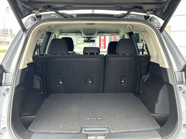 Certified 2026 Nissan Rogue SV w/ Cold Weather Package AWD/4WD image 26