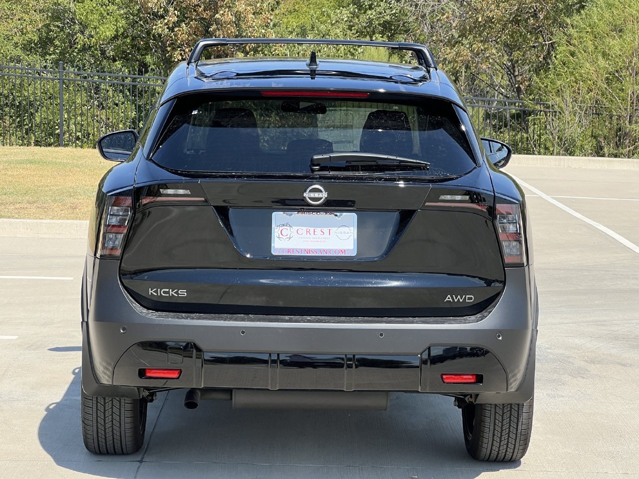 New 2027 Nissan Kicks SR AWD/4WD image 6