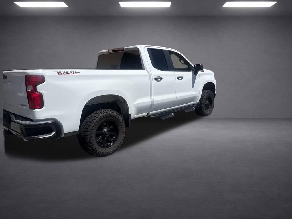 Used 2019 Chevrolet Silverado 1500 Custom Trail Boss w/ Custom Convenience Package AWD/4WD image 19