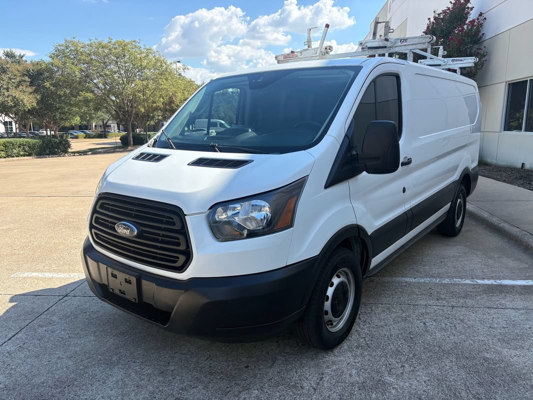 Used 2019 Ford Transit 150 130 Low Roof RWD image 2
