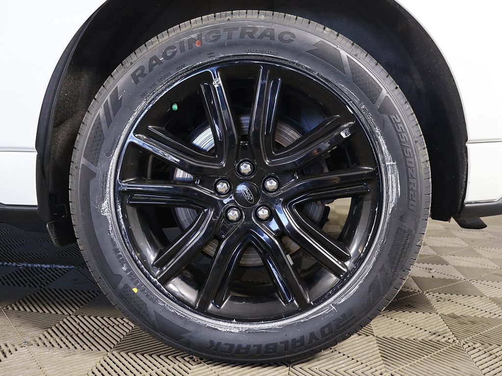 Used 2024 Ford Edge ST-Line AWD/4WD image 18