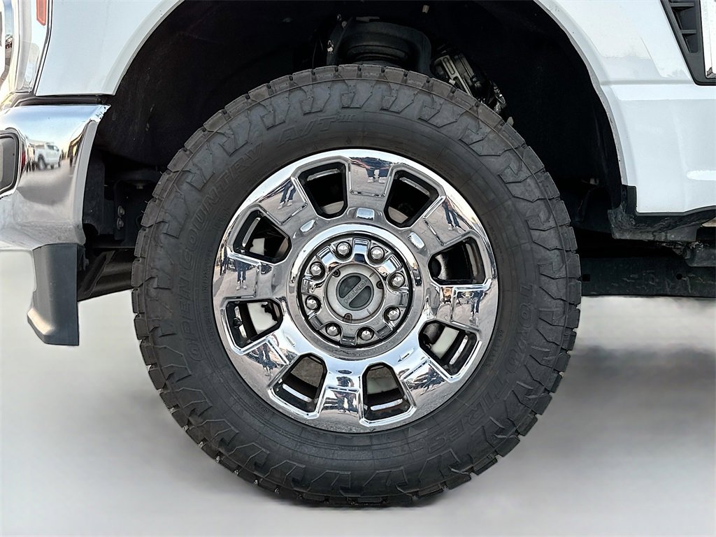 Used 2023 Ford F250 Lariat w/ Lariat Ultimate Package image 32