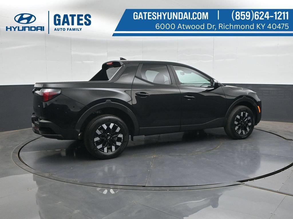New 2027 Hyundai Santa Cruz SE AWD/4WD image 2