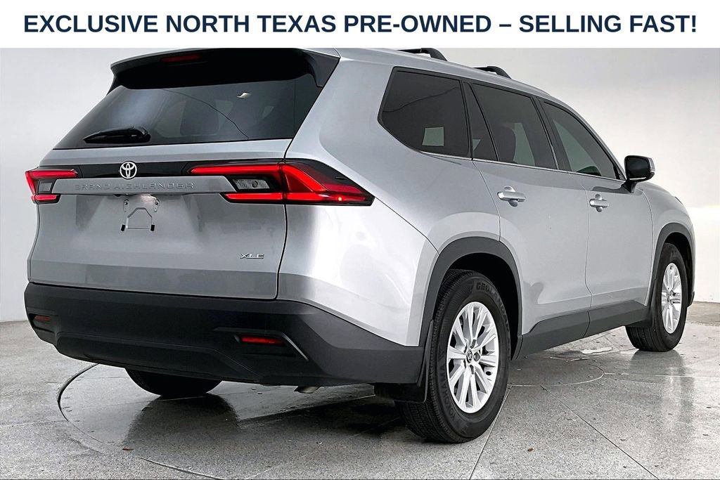 Used 2025 Toyota Grand Highlander FWD image 2