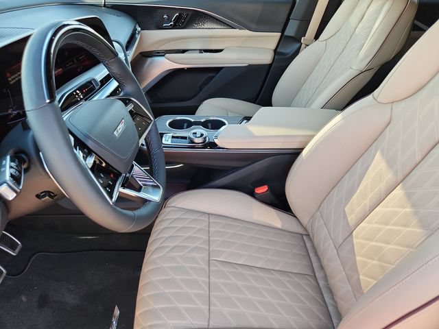 New 2026 Cadillac Lyriq V AWD/4WD image 10