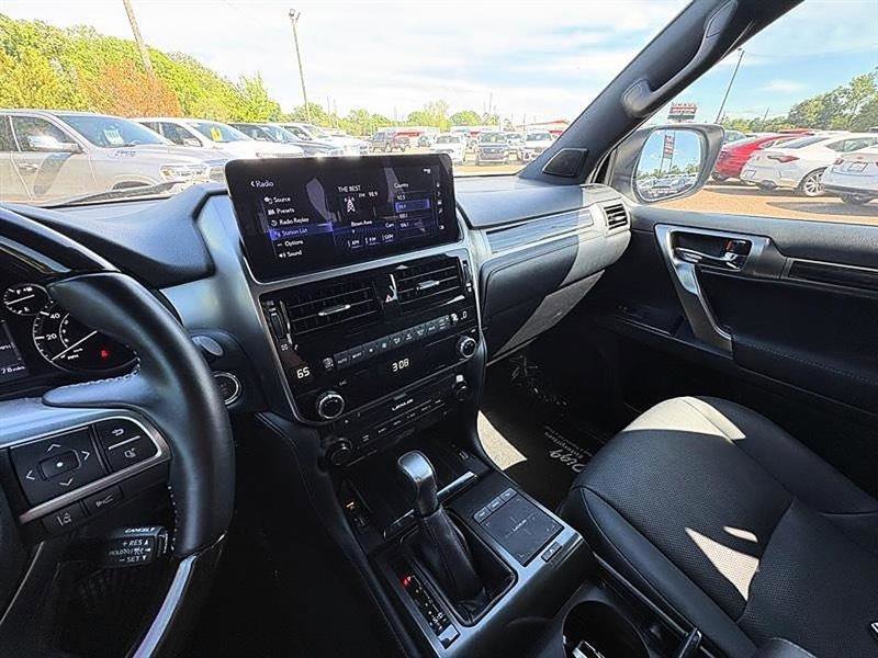 Used 2022 Lexus GX 460 Premium image 28