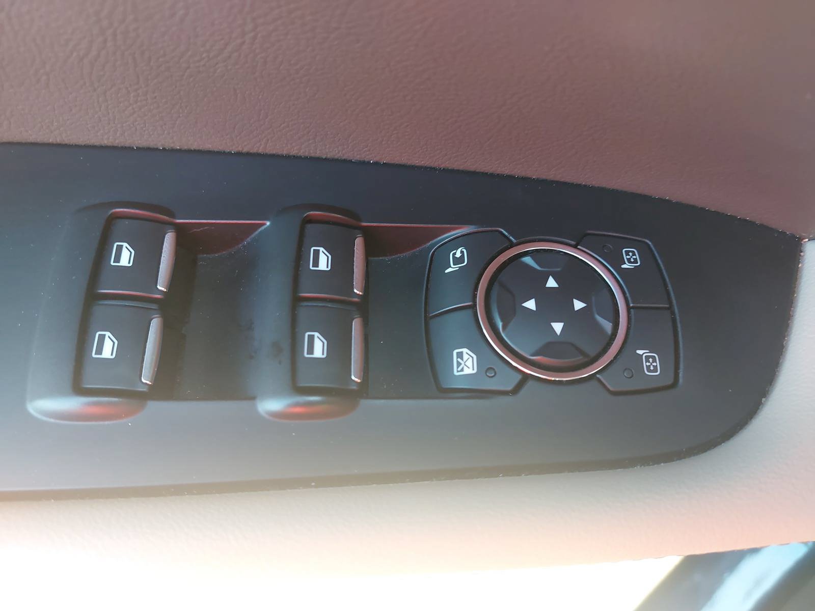 Used 2022 Lincoln Nautilus Reserve AWD/4WD image 28