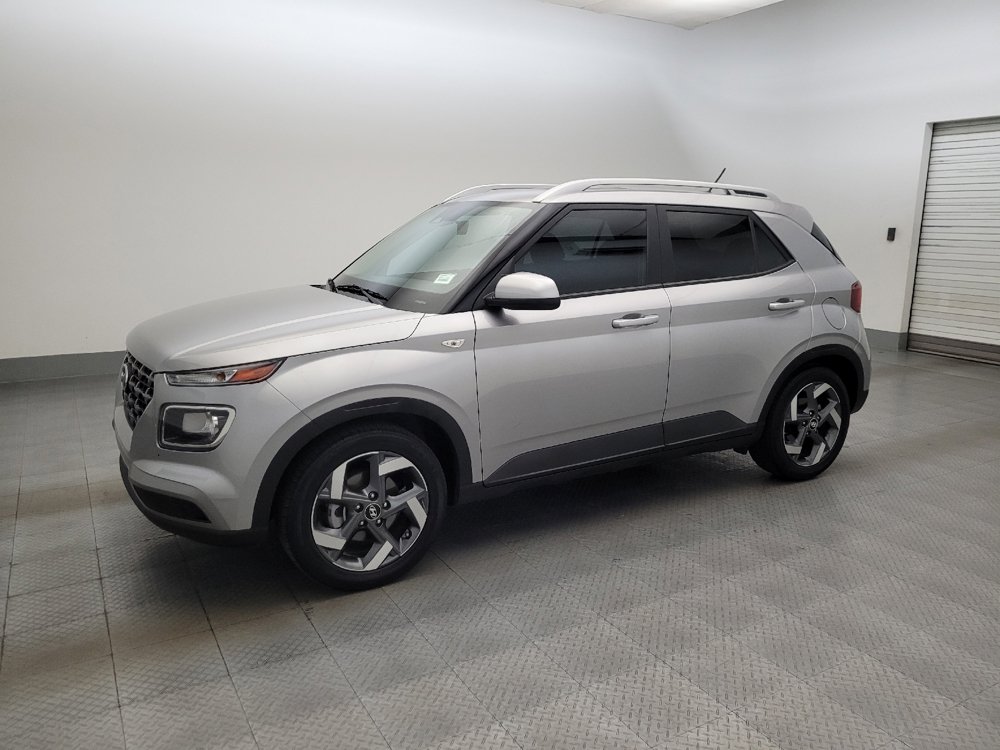 Used 2023 Hyundai Venue SEL w/ Cargo Package FWD image 2