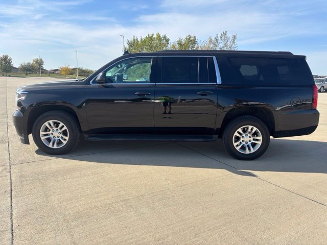 Used 2020 Chevrolet Suburban LT AWD/4WD image 9