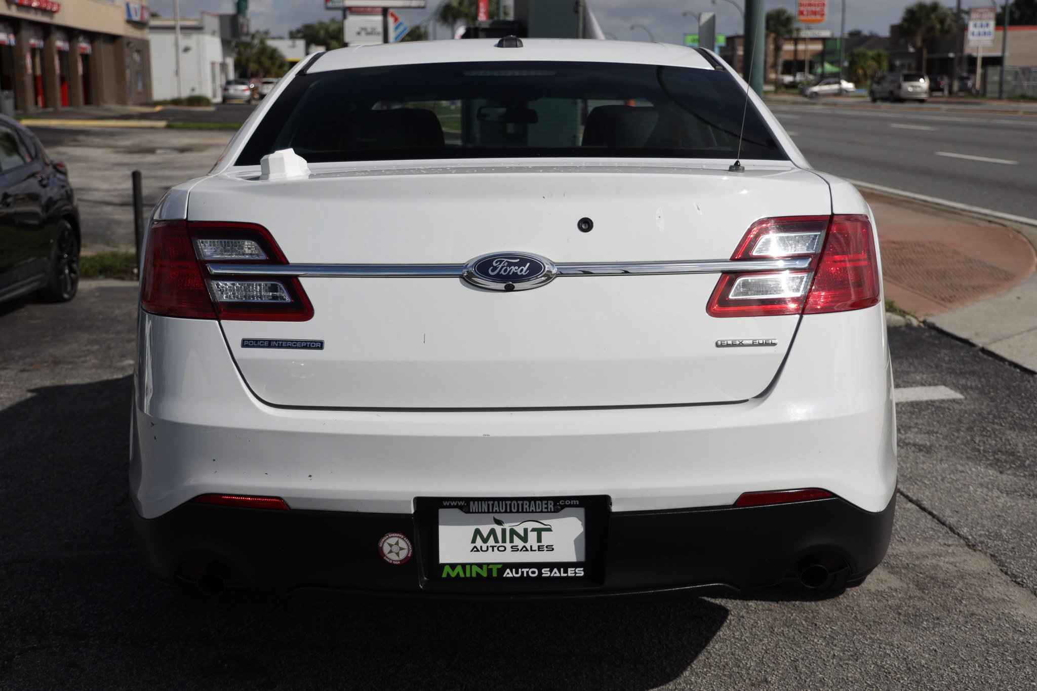 Used 2018 Ford Taurus Police Interceptor FWD image 12