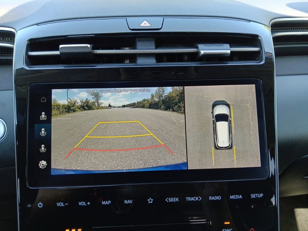 Used 2022 Hyundai Tucson Limited w/ Cargo Package image 18