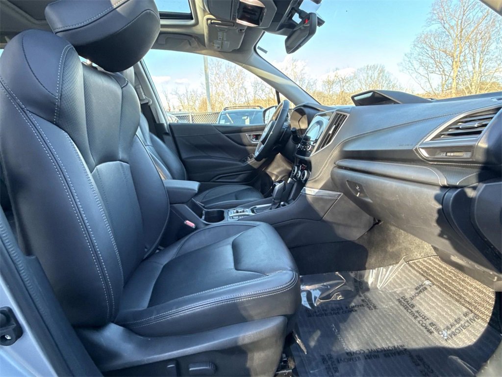 Used 2023 Subaru Forester Touring w/ Popular Package #2 image 10