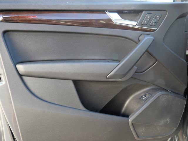 Used 2018 Audi Q5 2.0T Premium Plus w/ Premium Plus Package AWD/4WD image 11