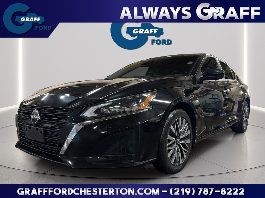 Used 2023 Nissan Altima 2.5 SV w/ SV Premium Package