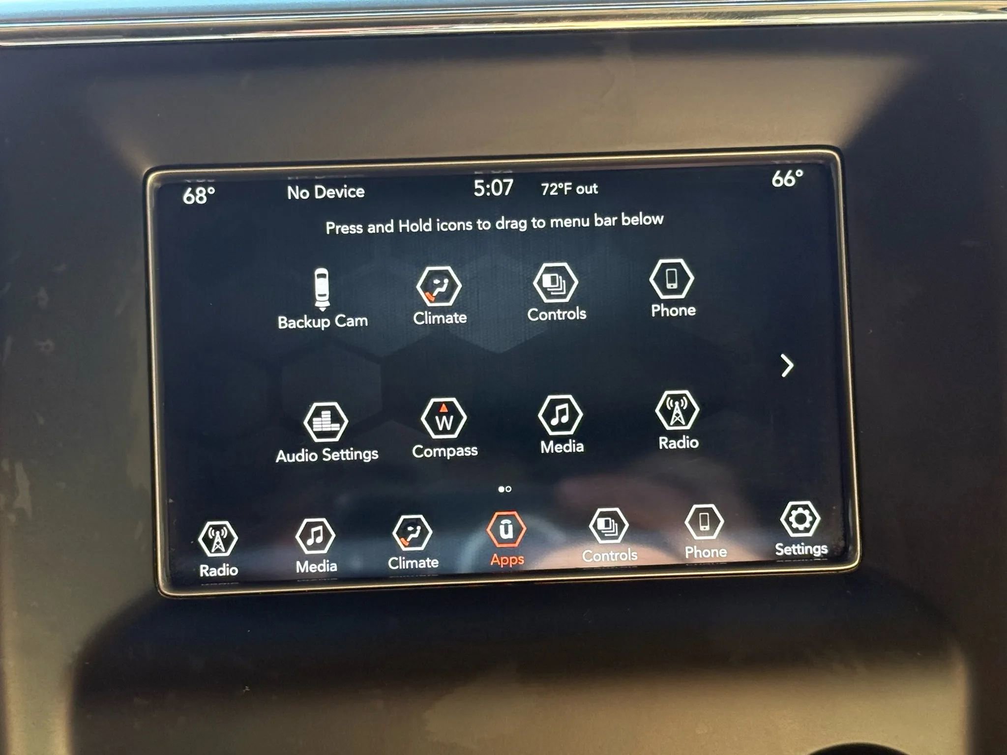 Used 2021 Jeep Grand Cherokee Laredo image 36