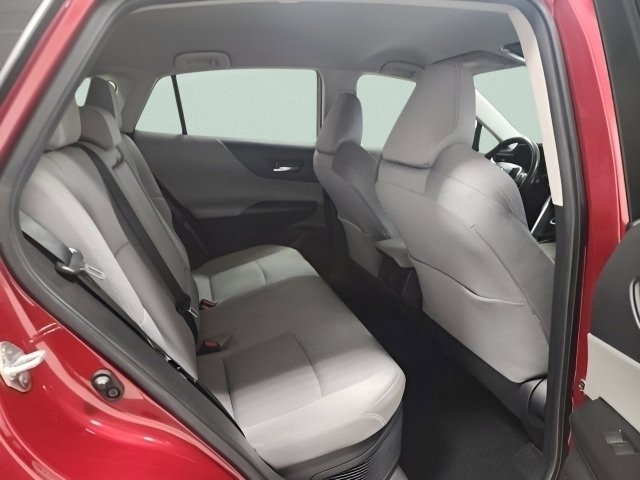 Used 2023 Toyota Venza LE AWD/4WD image 16