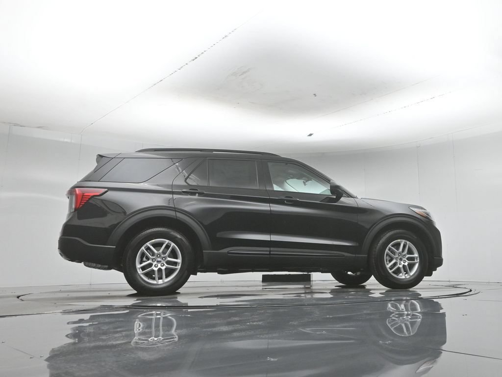 New 2026 Ford Explorer Active w/ Active Comfort Package RWD image 52