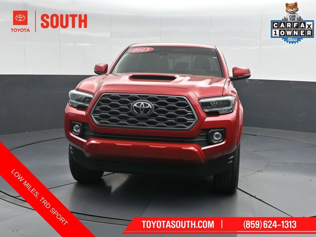 Used 2023 Toyota Tacoma TRD Sport AWD/4WD image 6