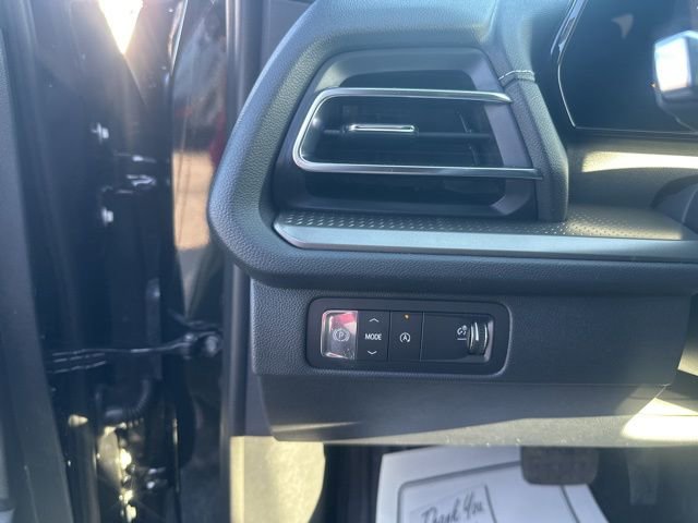 New 2026 Chevrolet Traverse LT w/ Driver Confidence Package FWD image 18