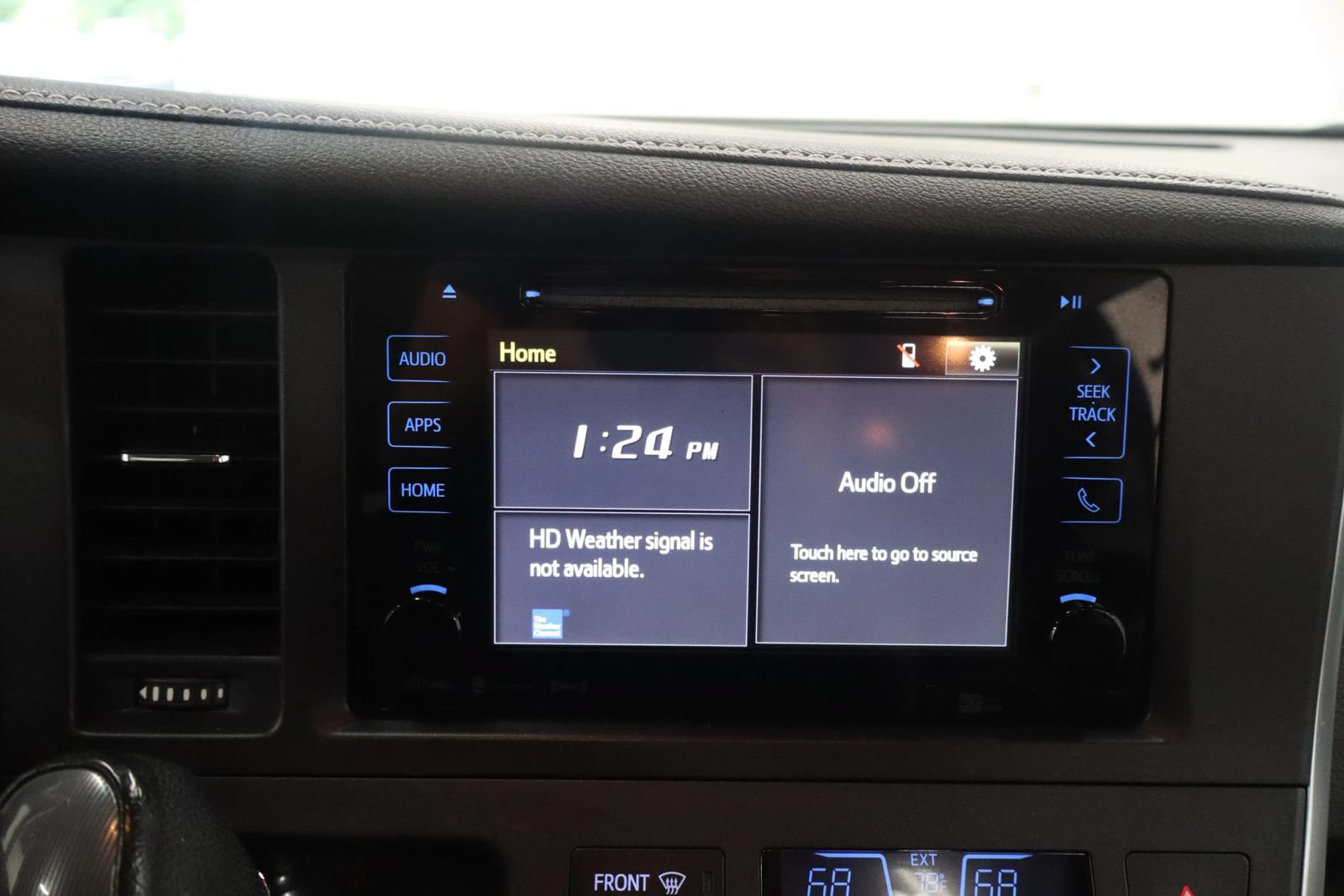 Used 2017 Toyota Sienna SE Premium FWD image 27
