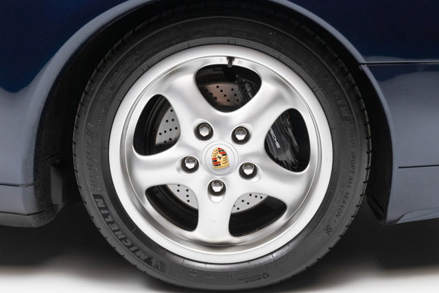 Used 1997 Porsche 911 Carrera RWD image 4