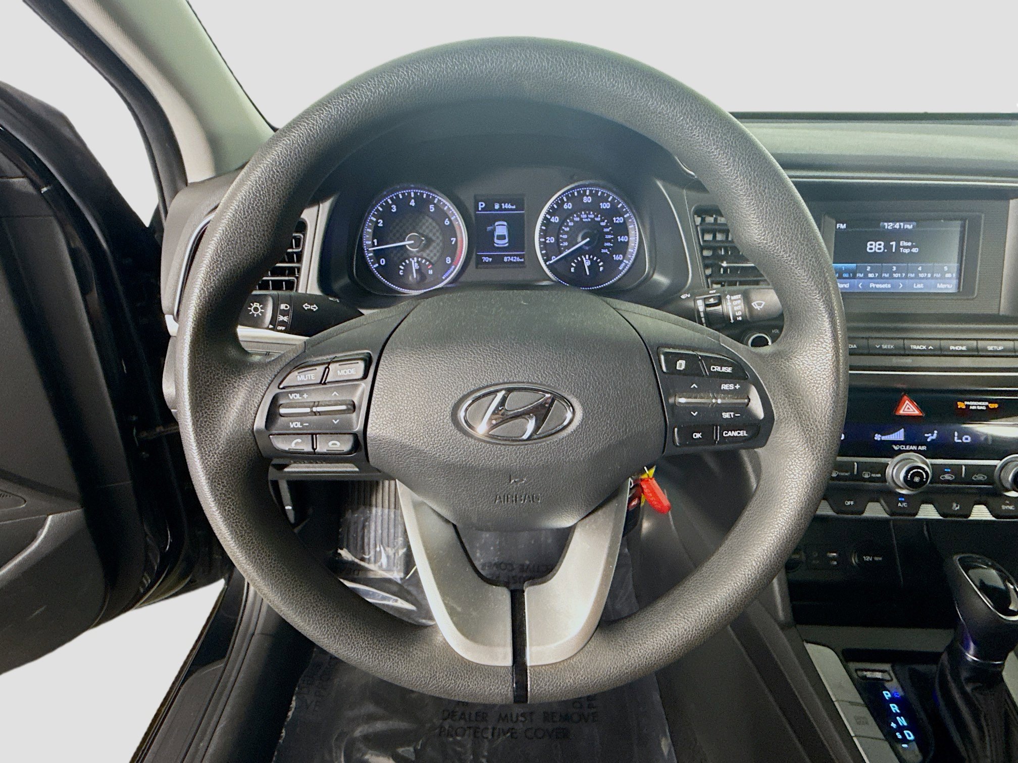 Used 2020 Hyundai Elantra SE w/ Cargo Package (C1) image 13