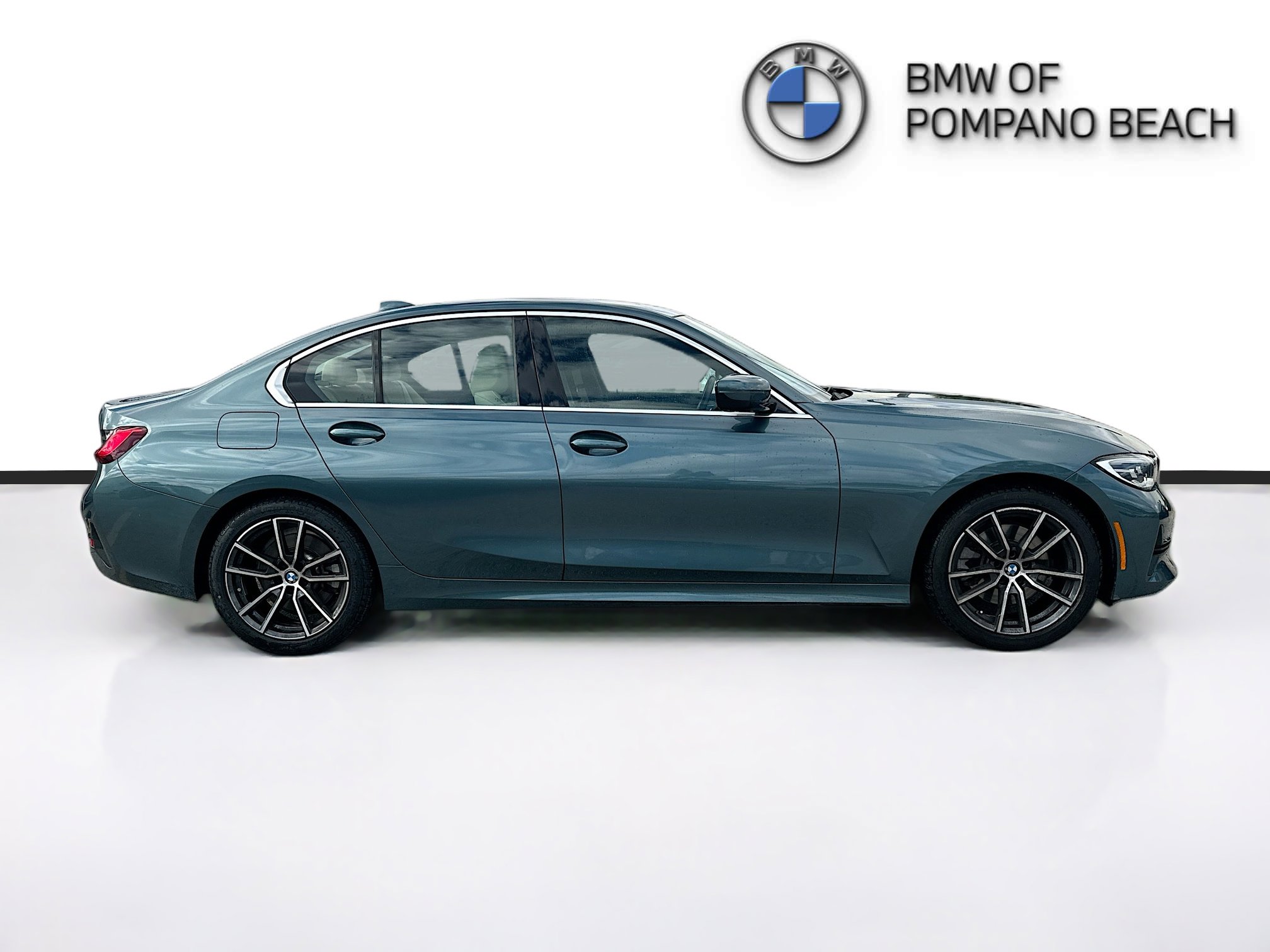 Used 2021 BMW 330i Sedan w/ Premium Package image 8