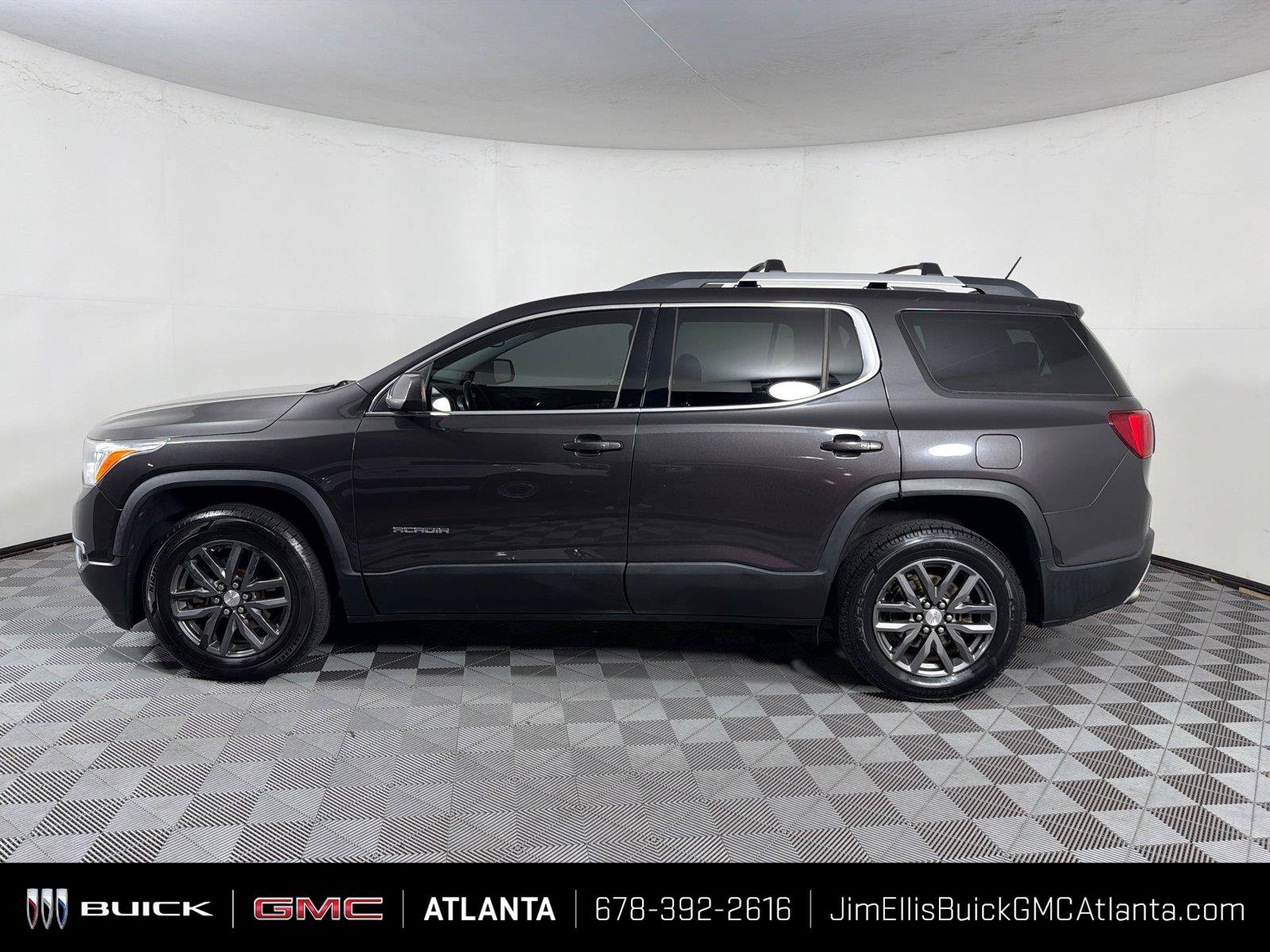 Used 2018 GMC Acadia SLT FWD image 4