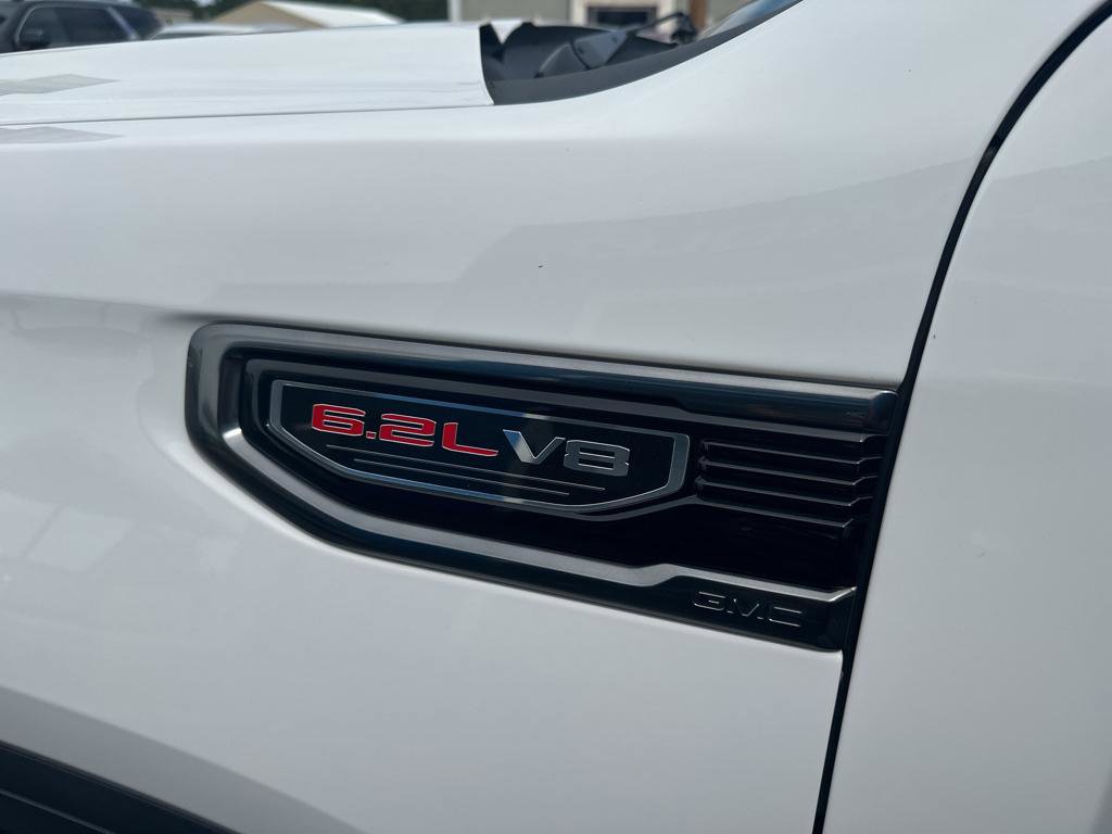 Used 2020 GMC Sierra 1500 AT4 w/ Off-Road Performance Package image 9