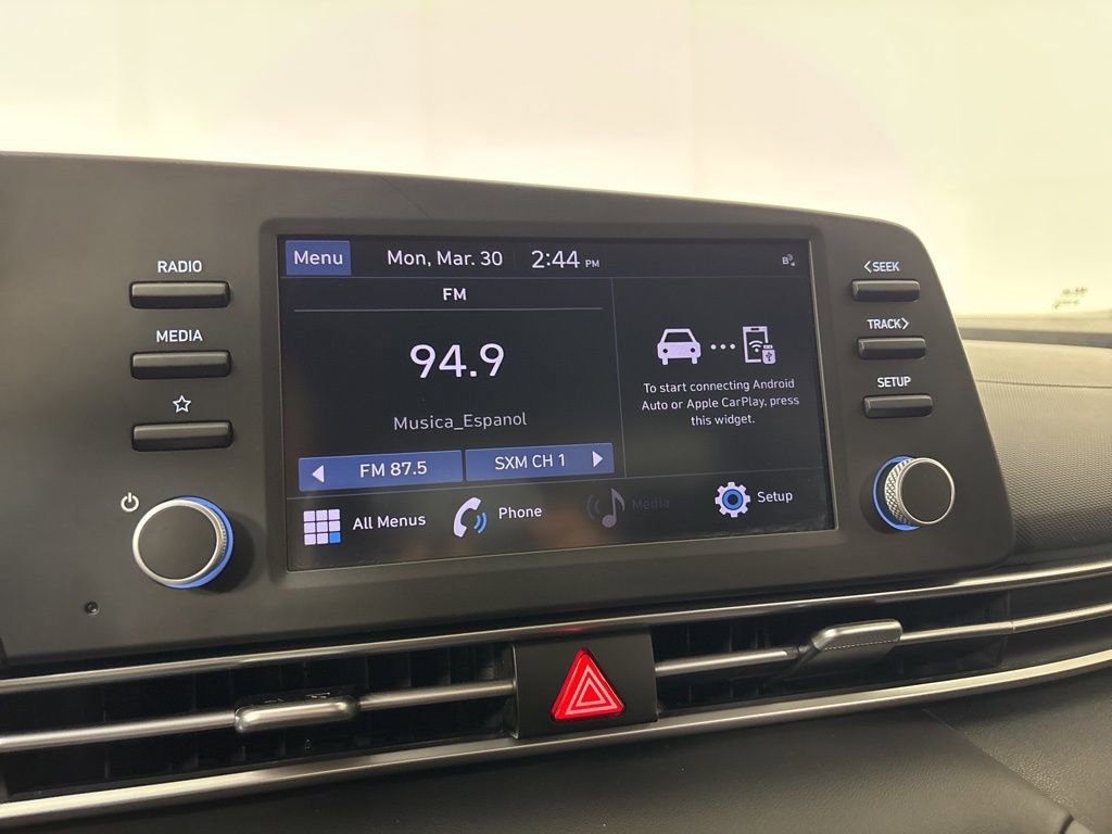 Used 2023 Hyundai Elantra SEL image 26