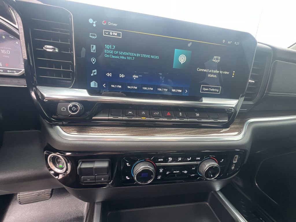 Used 2022 Chevrolet Silverado 1500 RST image 18